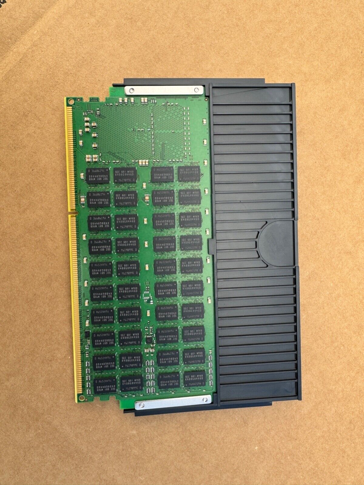 USED IBM Samsung EM8D 64GB DDR3 Memory CDIMM 00LP755