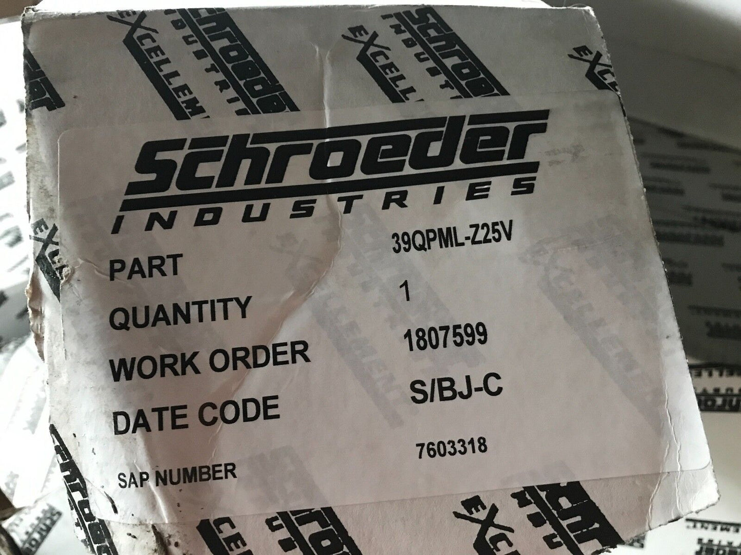 NEW OEM Schroeder Industries Filter P/N: 39QPML-Z25V